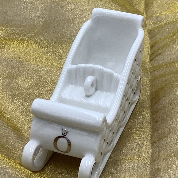 2014 Pandora Sled Christmas Ornament - Picture 2 of 8